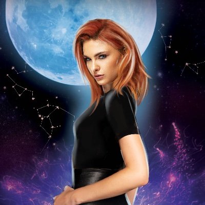 Fantasy and paranormal romance author. New series omnibus: Queen of Time and Thunder https://t.co/MBBPP53RsM
