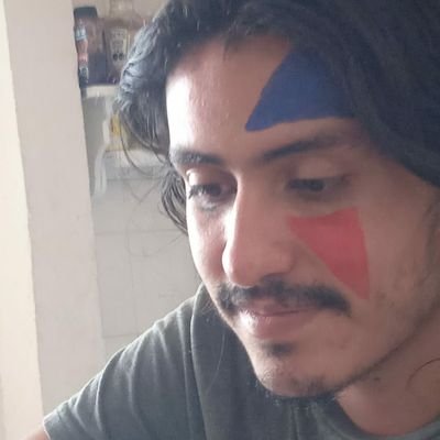 RojoCalcetin's profile picture. mas rojo cada dia