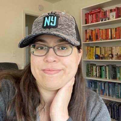 Queer YA writer with Stickler syndrome, marketing manager @PenguinUSA (opinions are my own), @DisabilityinPub founding member, owned by a tuxedo cat #llamasquad