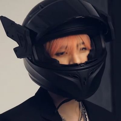 randomtalks_y's profile picture. hidup tuk menyambat, au, dan seblak