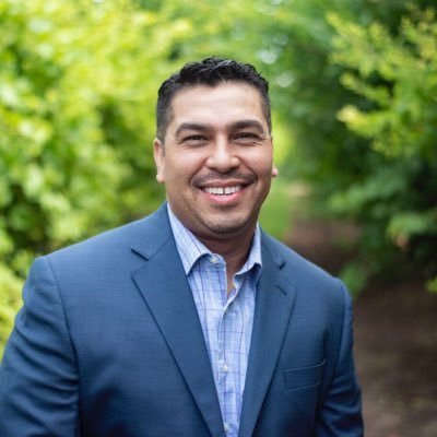 Gabe Alcantara is a full-time real estate agent and a native of the San Joaquin Valley. As a seasoned business professional, I recognize and value my clients.