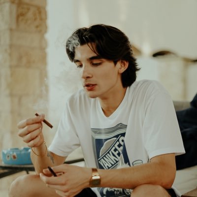 Tylermixon_'s profile picture. 一款稳定好用的翻墙工具
无限流量，免费试用!➡️ https://t.co/fT8OpzClJ1