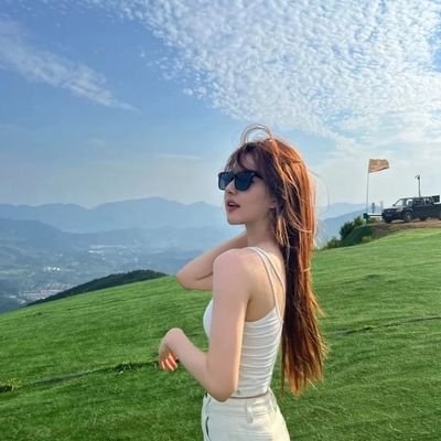 Ploy82872787's profile picture. 