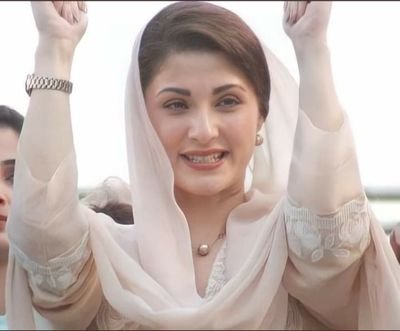 پاکستان کی شان پاکستان کی پہچان 
شیرنی جو نام ہیں اعتماد کا 
❤مریم نواز ❤