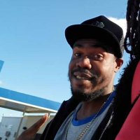 Des-Dee Deezy (@desdeersa) 's Twitter Profile