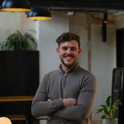 SurgibotHenry's profile picture. The surgical robotics recruiter! 
Commentating on the industry news, the sector and anything hiring in the space.