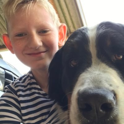 OttoplaysYT's profile picture. my dogs name is Rosa