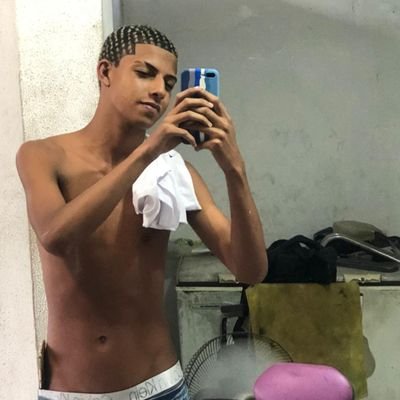 Yeshua meu guia 😇🙌🏽 //saudades eternas mano Bebel , magrinho , dy bala , dg , vuk mal, chefinho😭🏴