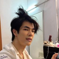 May Thu Ko (@maytae1998) 's Twitter Profile