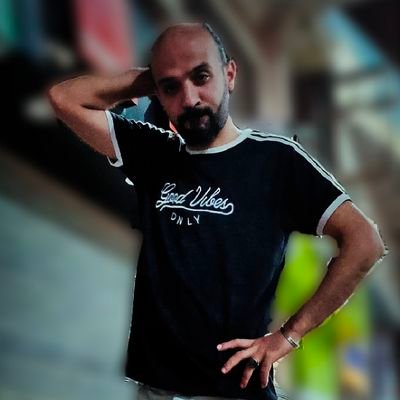 اسلام طاهر Social media specialist
لو محبتش نفسك محدش هيحبك