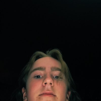 _ic1cle_'s profile picture. #WeLiveInAWorld