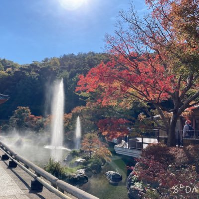 研究職(セキュリティ)。ICSのペンテストをたまにしてます。
Proxmoxで検証環境を作ってます。
Working as a security researcher and pentester, in particular, ICS env.
雑多なつぶやき:https://t.co/y2dk4gfDyj