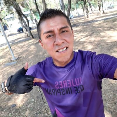 En #Carreras🏃, #Rodadas🚴 Y #Patinadas . (Corro, Ruedo, Patino Y Le Aceleró) 😂. Maratonista X6...🏃➕🚴 #RunAndRide #KmsConCausa 🎀 👽🛸👽