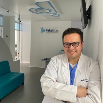 Perinatólogo, Director Médico de Pakati IPS; Centro de perinatología. Aficionado al running y triatlón