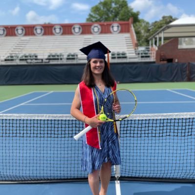 Former student-athlete and SAAC rep at the U of Miss | tennis player | future engineer | B.S. in EE | M.S. in ME | OleMiss 2022, HOTTY TODDY ⭕️Ⓜ️ | 🇨🇿