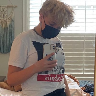 spookley_'s profile picture. they/he