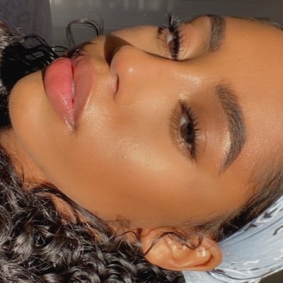 yeathatari's profile picture. 