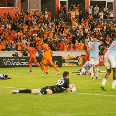 jose98418645_03's profile picture. god 1st