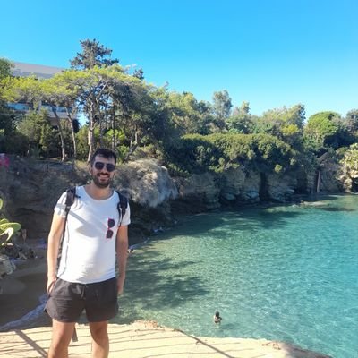 KartsakN's profile picture. 🎓Master in Journalism&New Media, Aristotle University of Thessaloniki 

🎓Bachelor in Communication, Media& Culture, Panteion University/Athens