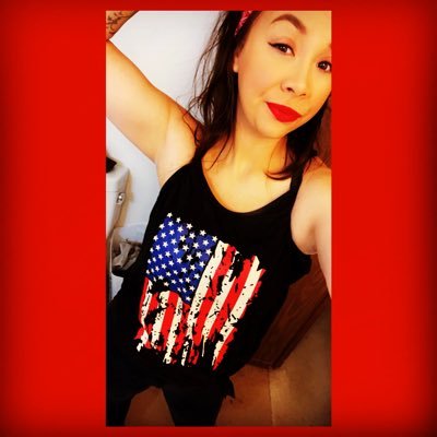 MegPie819's profile picture. 🤍28 years young. ❤️sassy. 🖤moody
