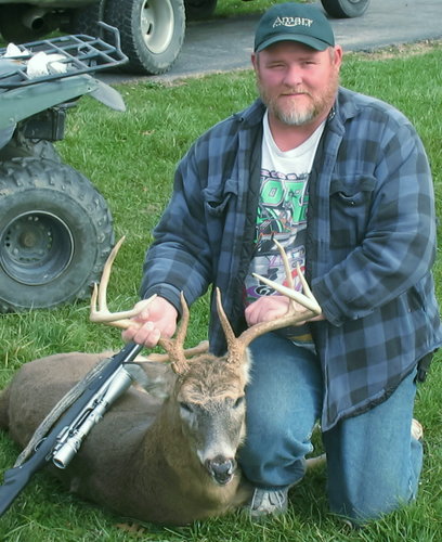 Small buisness owner, AllDoor garge door, n buisness 18 yrs. Dirt late model fan. Favorite Tracks, Florence, KY & Eldora. Huntn and fishn. Friends & Family.