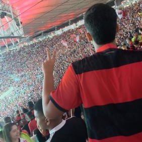 Vesti o manto ao nascer ❤️🖤