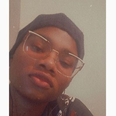 veeinthestarss's profile picture. It's his world and I'm just living in it.