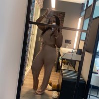 𝙏☘️ (@adjust_yourface) 's Twitter Profile