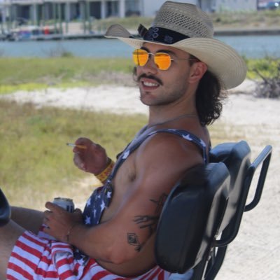 212tylerrr's profile picture. IG-tylerr.riddle snap-tdr.212