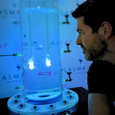 Professor of Chem Eng at the University of Sydney.                       🇮🇪 in 🇦🇺.  Likes plasmas and coffee. CTO of https://t.co/DW1dsFCd13