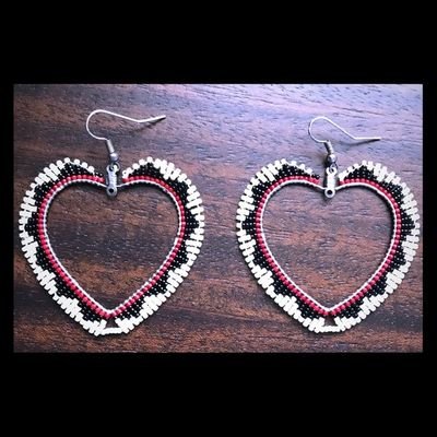 ArreolaBoondog1's profile picture. Home Made Beading
Earrings and Necklace and Bracelets