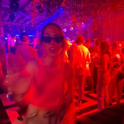 criselizondoc's profile picture. Have faith in yourself 🌟