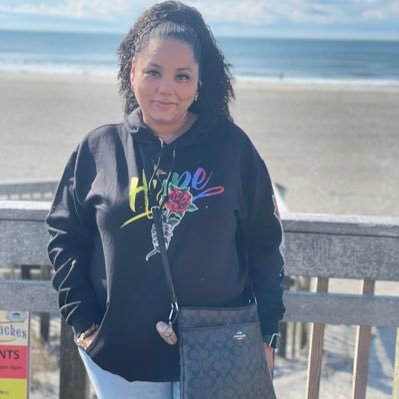 LoveCoachTee's profile picture. I’m Coach Tee, I help couples learn to truly love themselves so they can completely love each other. Are you ready for change in your relationship? I CAN HELP!