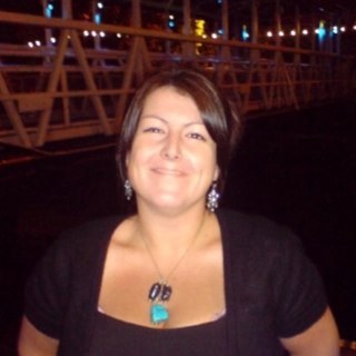 shtusht's profile picture. 