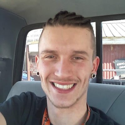 EliRichie2's profile picture. 