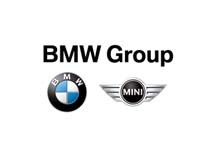 Die BMW Group ist der einzige Hersteller von Automobilen und Motorrädern weltweit, der sich mit allen Marken ausschließlich auf das Premiumsegment konzentriert.