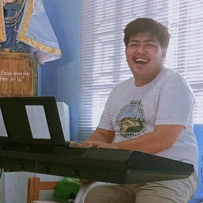 OhMyPYTHON's profile picture. Musikero 🎵 | Balibolista 🏐 

Ceraunophile ⚡
