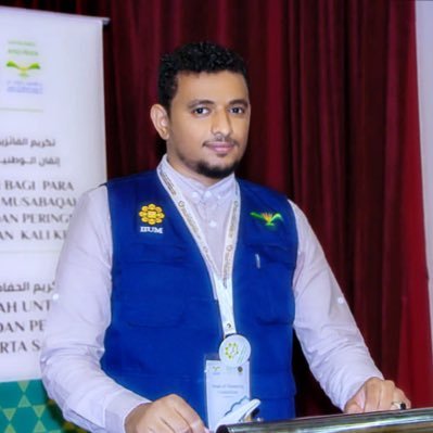 Programmer 🧑💻| Computer Sciences student at iium || C++,Python, Java || Interested HTML, CSS and JavaScript. President of Alsalam Club2023
