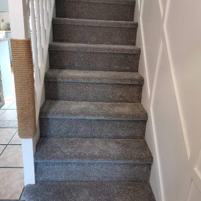 carpet supplier and installer for the south wales area. we bring our samples to you and offer a free quotation in the comfort of your home.