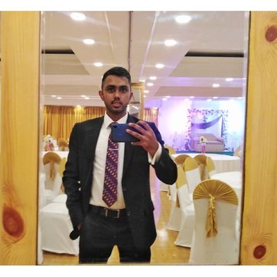 ZaidAzhar16's profile picture. Marketer ❤️ Sri Lankan  🇱🇰 Zahirian🇭🇺

Founder of @E_Store.e