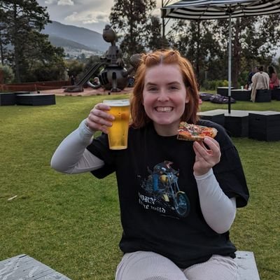 kibbojibs's profile picture. unhinged + feral