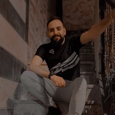 سبب كل نعمة وبركة صناع عمرنا .. ماكنا وسنكون ..وما منا وبنا فضلكم ملأ الارض رحمة .. أبي ❤ أمي