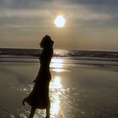 futurewifeuy's profile picture. this account was generated by Gemini