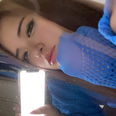 4173884_love's profile picture. 