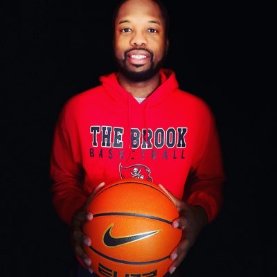 Owner of Illinois Flight Basketball, Bolingbrook High School Assistant Basketball Coach, Meanstreets EYBL E15 Coach ✈️Ⓜ️🏴‍☠️