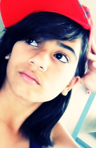 Menina de 14 anos, Frestepiana...
Orkut..http://t.co/B2SGj00Rsf