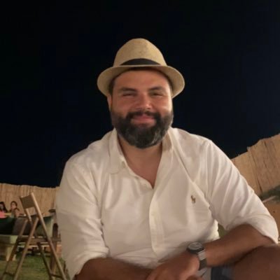 The Marketing Guy. I build Value Strategies with product owners and business founders, leading them towards defensible growth, and unbeatable market advantage