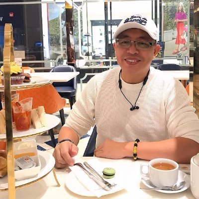 Johnphi96805080's profile picture. Ok