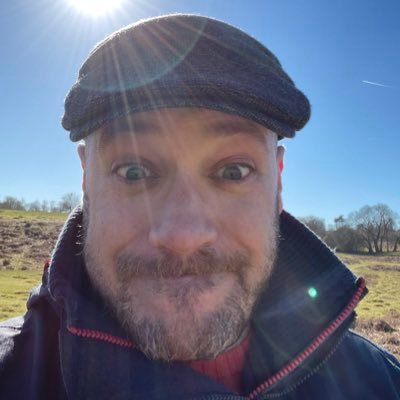 WayneSPage's profile picture. #F1 #apple