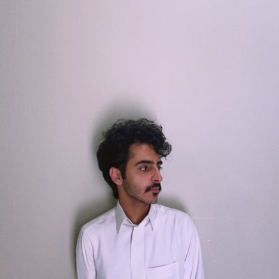{رب آبن لي عندك بيتا في آلجنة} اللهم لا تدع لي ذنبا الا غفرته🤍.